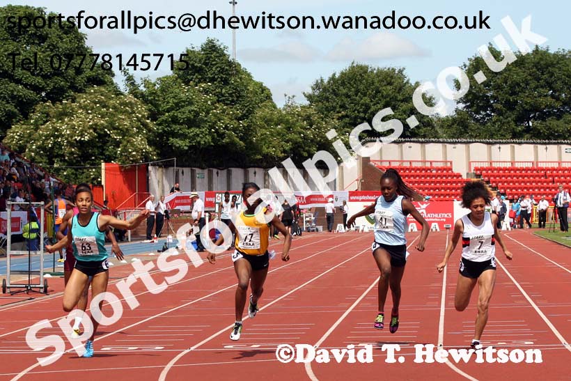 Inter girls 100 metres, 2015 English Schools, Gateshead. Photo: David T. Hewitson/Sports for All Pics